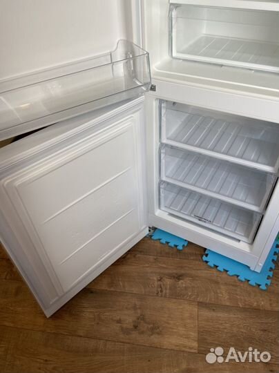 Холодильник stinol