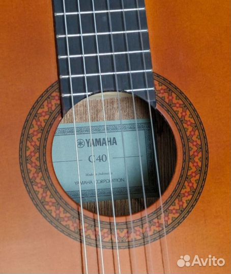 Гитара yamaha c40