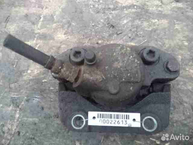 Суппорт передний левый Renault Sandero 1