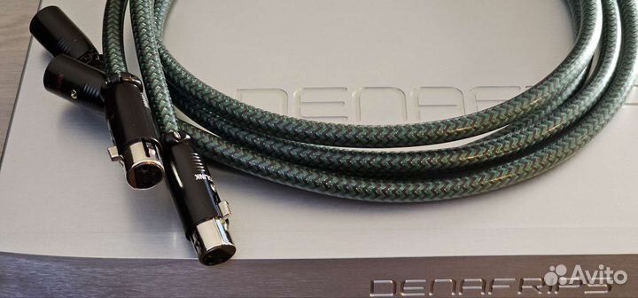 Acrolink 7n-2030III PRO XLR 1.5м