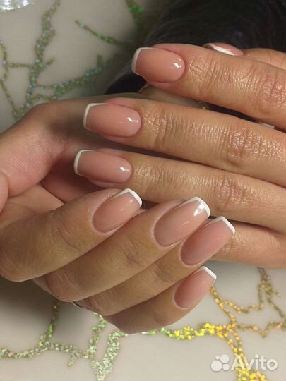 Маникюр и педикюр