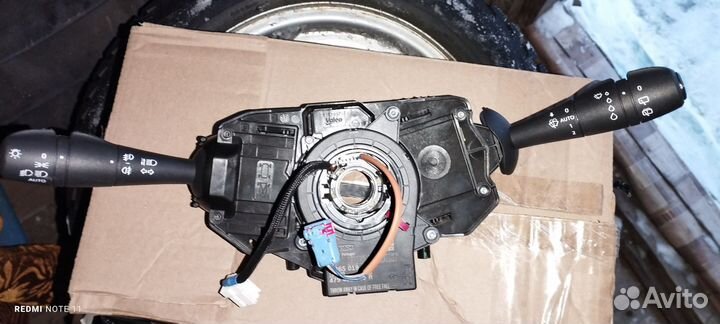 Подрулевой переключатель LADA vesta