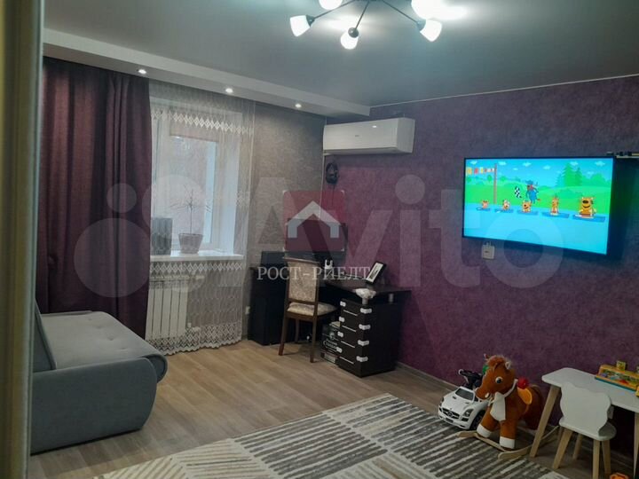 2-к. квартира, 54 м², 3/10 эт.