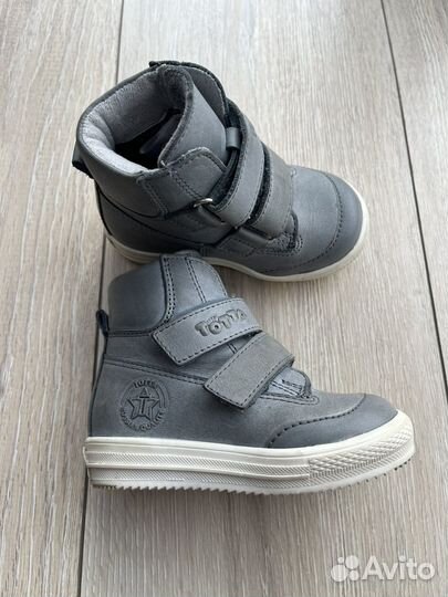 Демисезонные ботинки для мальчика 21 Totto