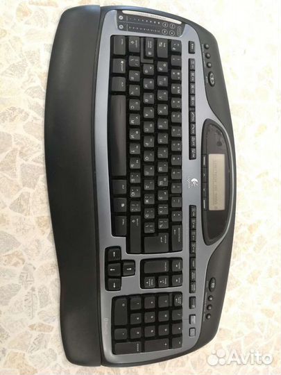 Игровая клавиатура Logitech
