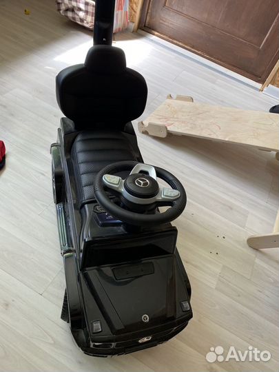 Детская машинка каталка mercedes