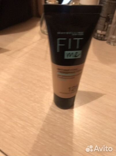 Тональный крем новый