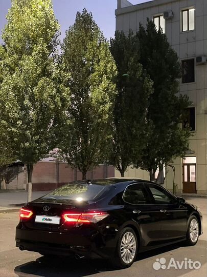 Toyota Camry 2.5 AT, 2019, 105 000 км