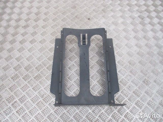 Кронштейн Iveco 504068017