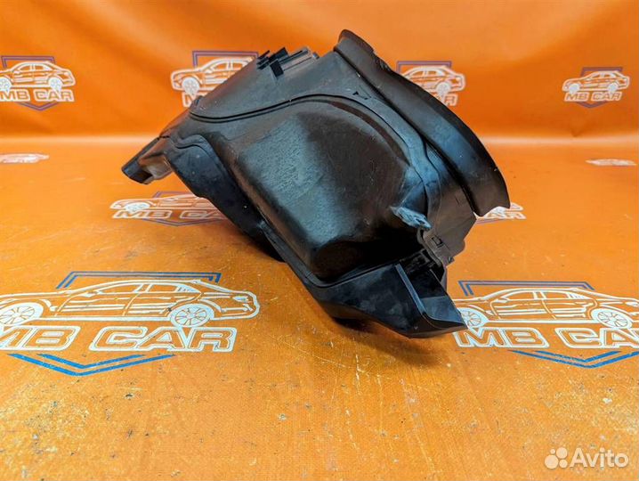 Воздухозаборник w220 S-class 113.960 11.1999