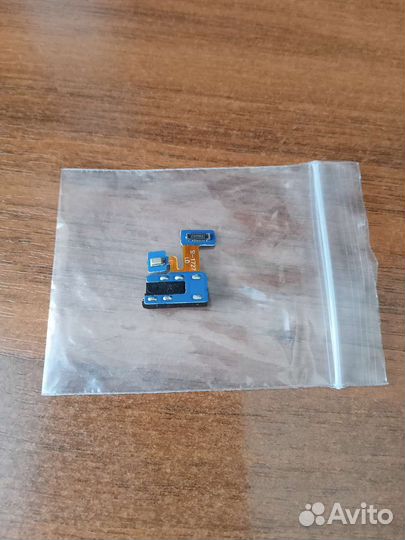 Разъем наушников в сборе с микрофоном Samsung j4