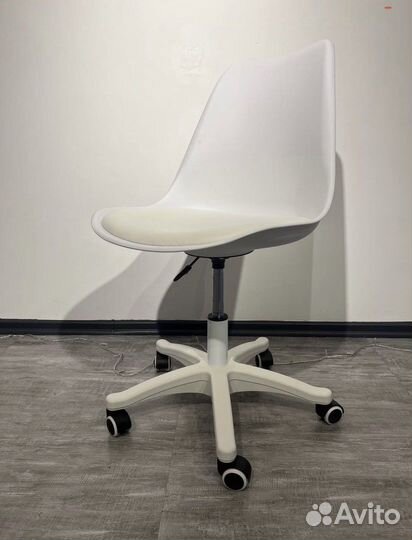 Кресло на колесах