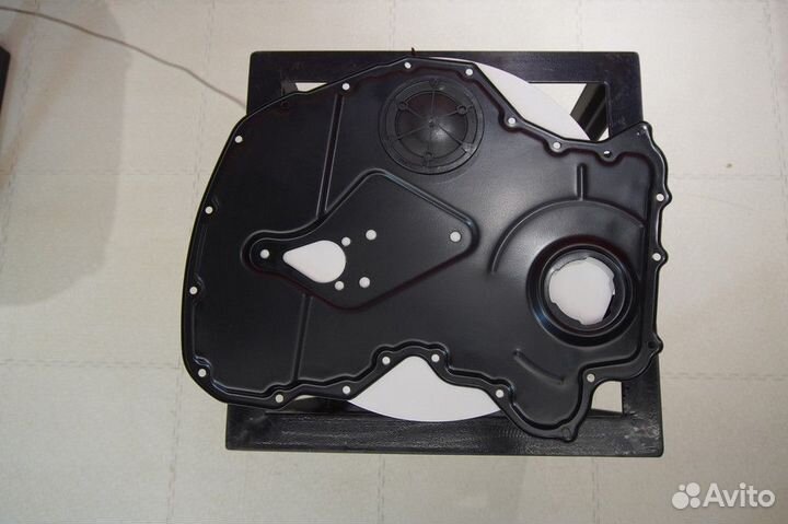 Крышка двигателя / крышка цепи грм Fiat Pratico