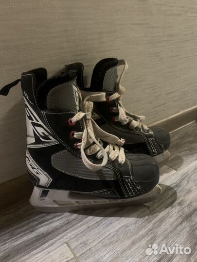 Продаются коньки