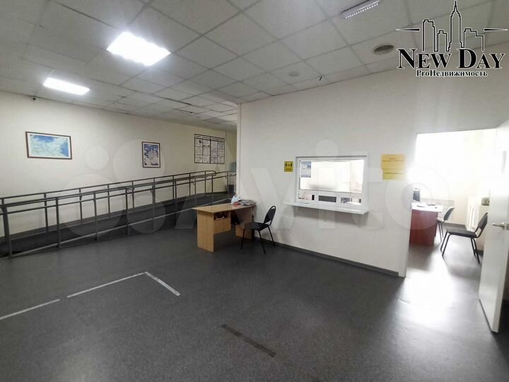 Торгово-офисное помещение, к/у включены, 266.6 м²