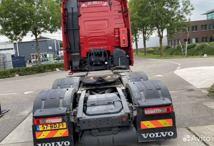 В разборке грузовик Volvo,FH с 2013