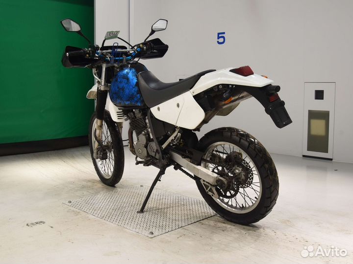 Suzuki Djebel250 XC