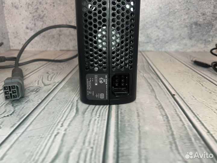 Xbox 360 elite freeboot прошитый