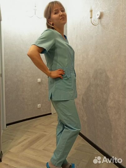 Мед. костюм р44-46.в отлич.сост