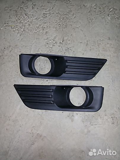 Оправа туманки ford focus II 05-08