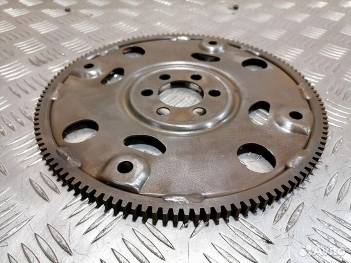 Маховик Nissan Tiida c11