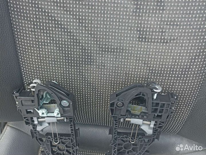 Volkswagen passat b6.CC.скилед ручки водителя