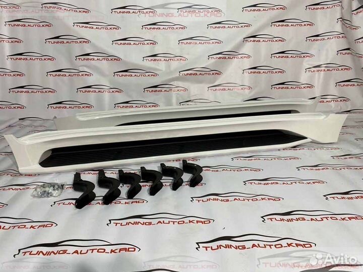 Подножки (пороги) Lexus LX 570 Z7161