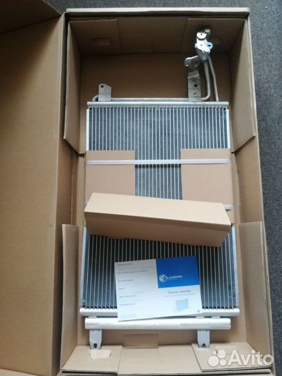 Радиатор кондиционера VAG. Luzar lrac1811J