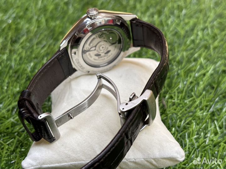 Наручные часы Seiko SPB095J1