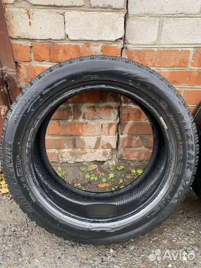 Bridgestone Blizzak VRX 225/50 R17