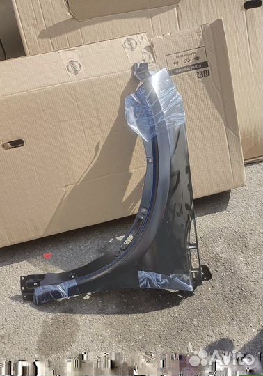 Крыло переднее