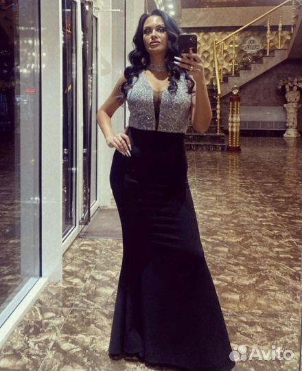 Вечернее платье