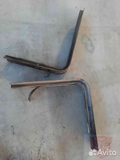 Элементы крепления кабины Nissan Diesel CW520HN 19