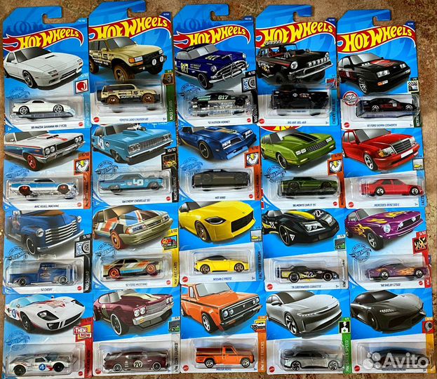 Коллекция моделей Hot wheels
