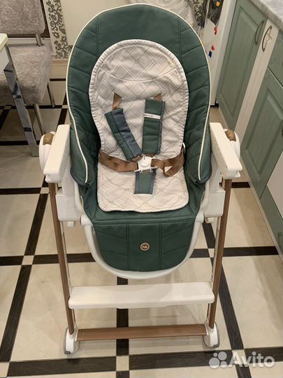 Стульчик для кормления happy baby berny v2