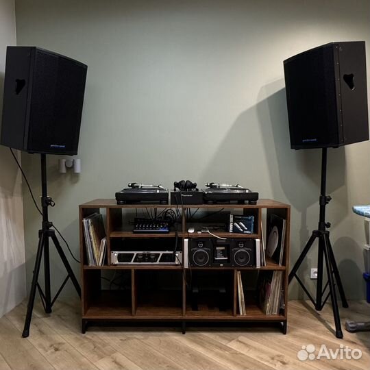 Музыкальное оборудование / комплект для диджея