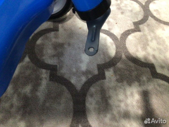 Детский велосипед трехколесный с ручкой