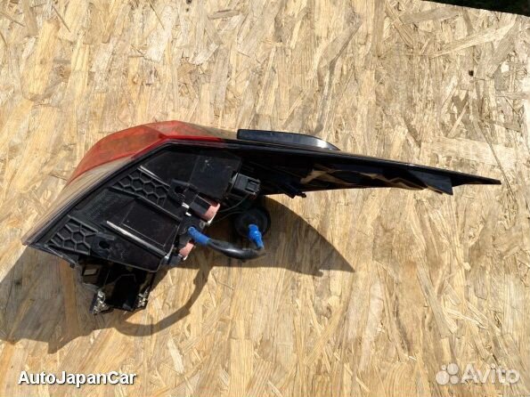 Фонарь задний левый Toyota Rаv4 ха50 2018-2023