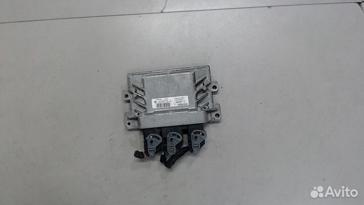 Блок управления двигателем Renault Clio, 2010