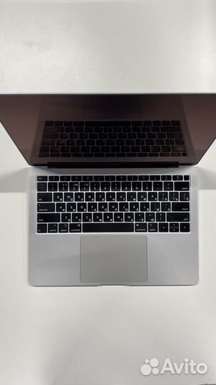 Apple MacBook Air 13 2020 core i5 8gb 256