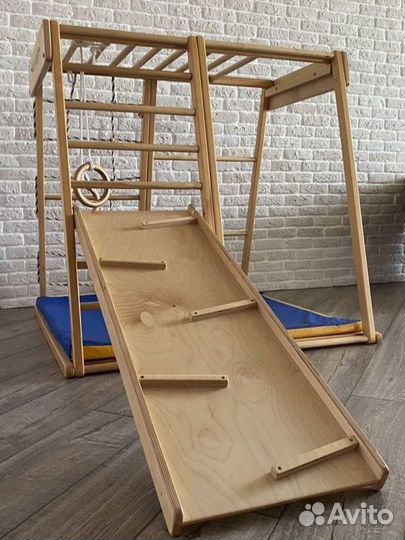 Детский спортивно-игровой комплекс + прыгунки