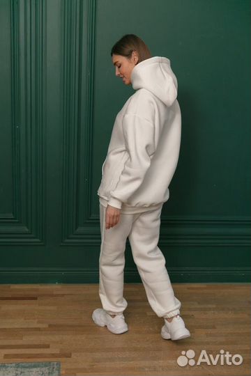 Спортивный костюм женский на флисе новый