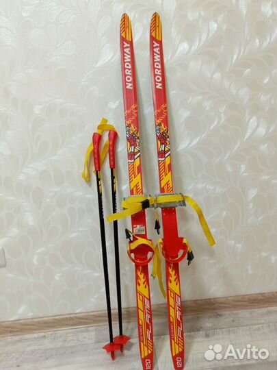 Комплект лыжный