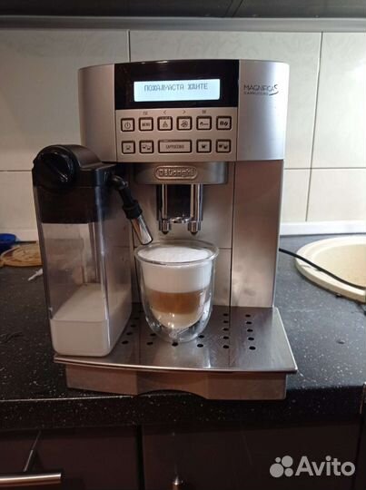 Кофемашина Delonghi MagnificaS 22.360S