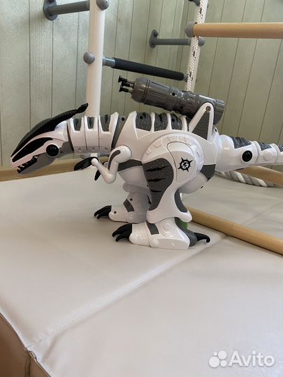 Умный робот динозавр(с пультом) 1метр