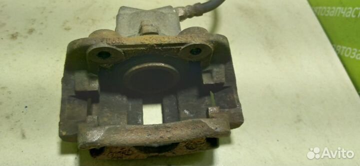 Суппорт передний правый Vw Pointer