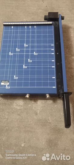 Резак сабельный для бумаги