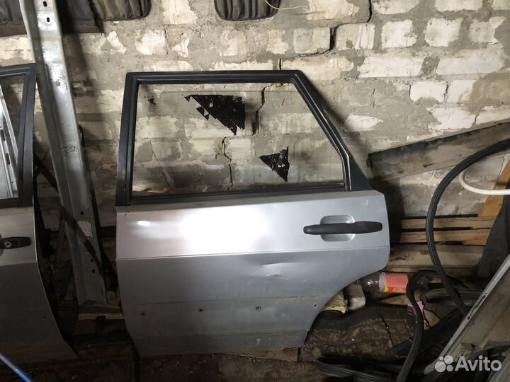 Двери на ваз 2115