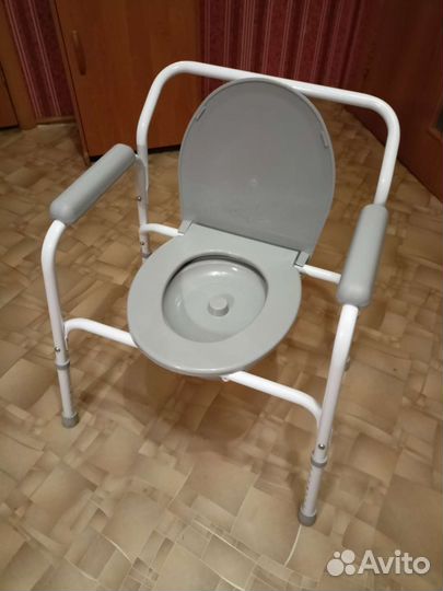 Санитарный стул туалет