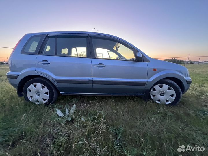 Ford Fusion 1.6 AT, 2006, 171 000 км